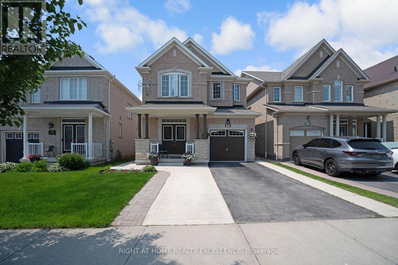 32 Matthew Harrison Street Property Photo 1