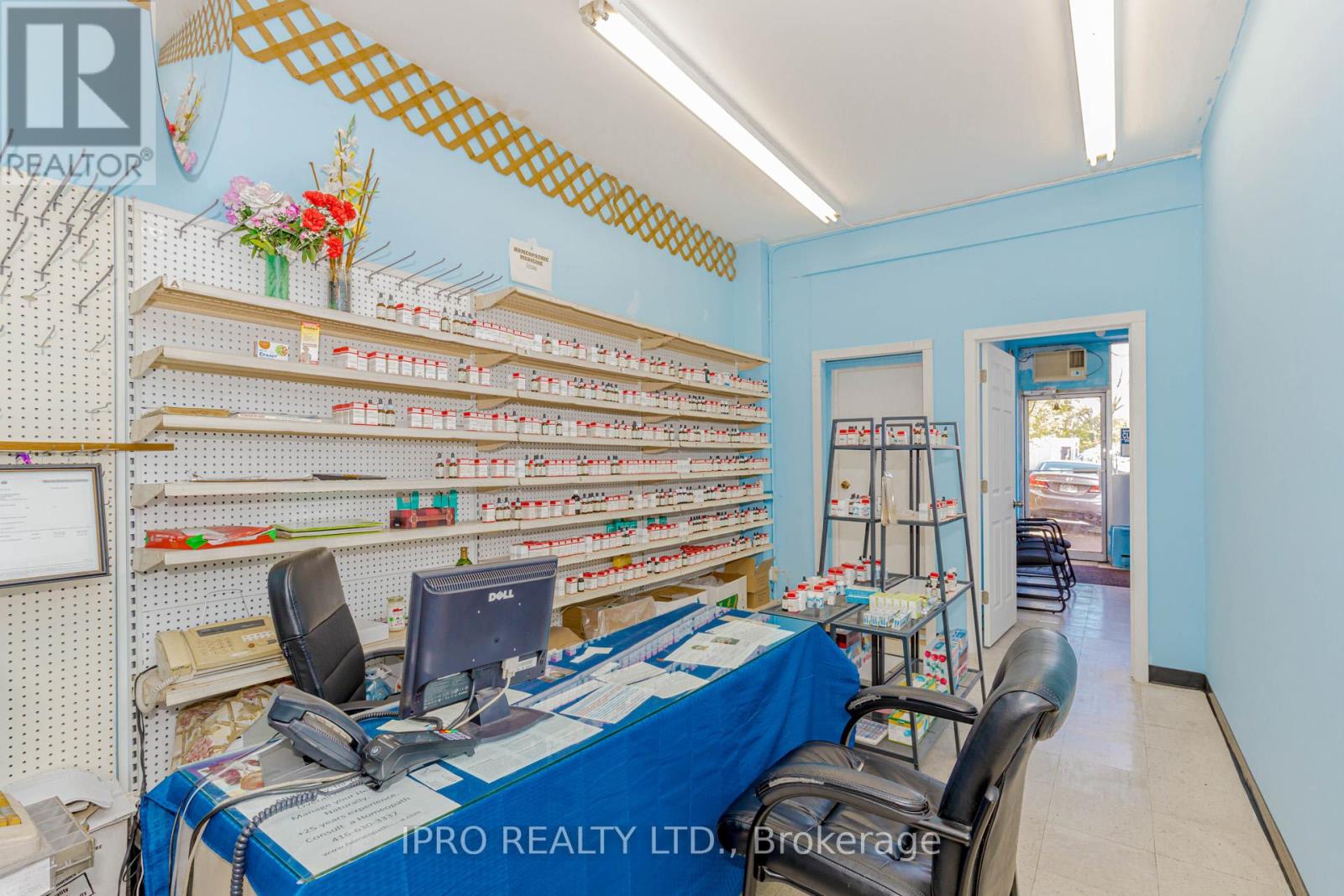 846 Wilson Avenue Property Photo 8
