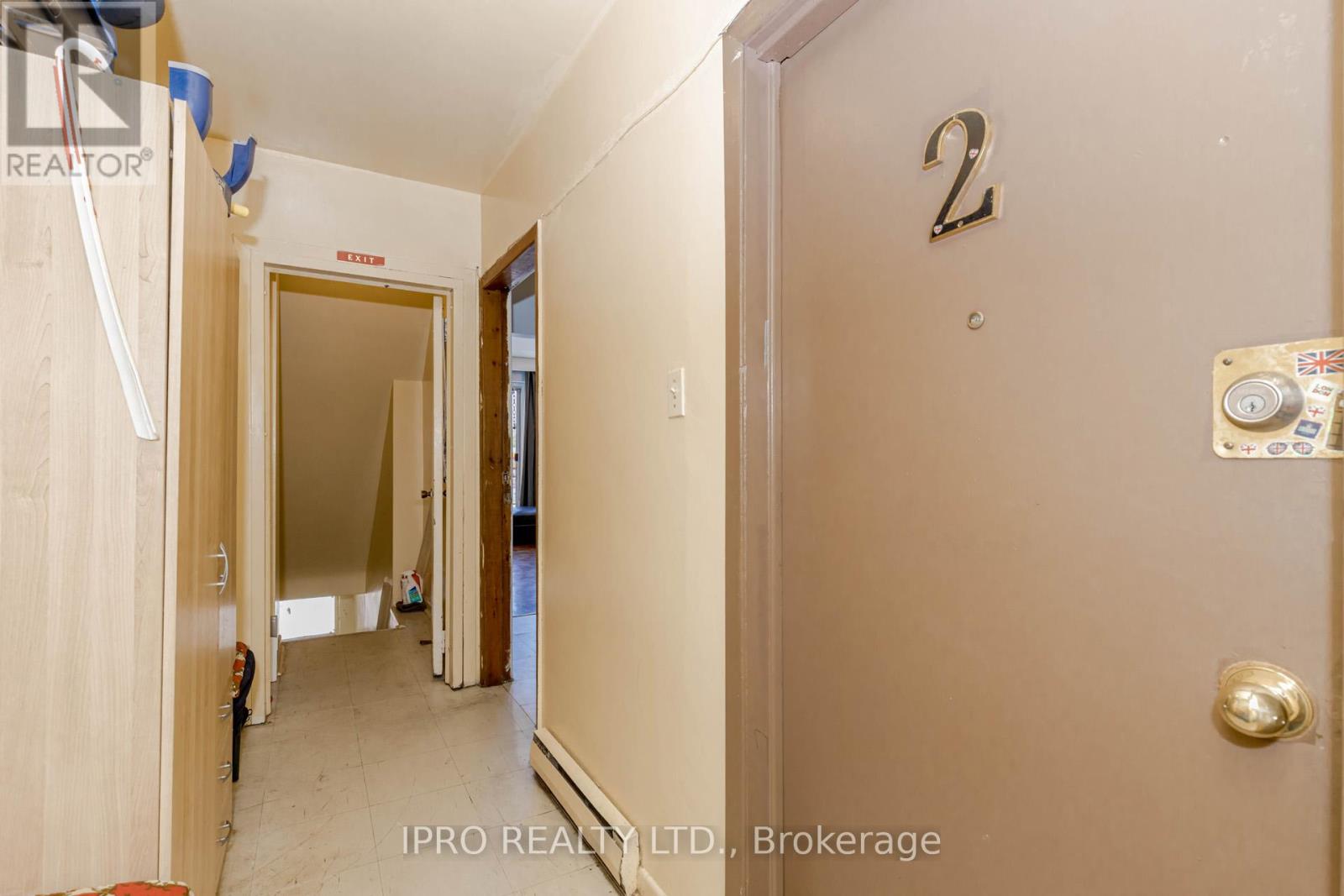 846 Wilson Avenue Property Photo 25