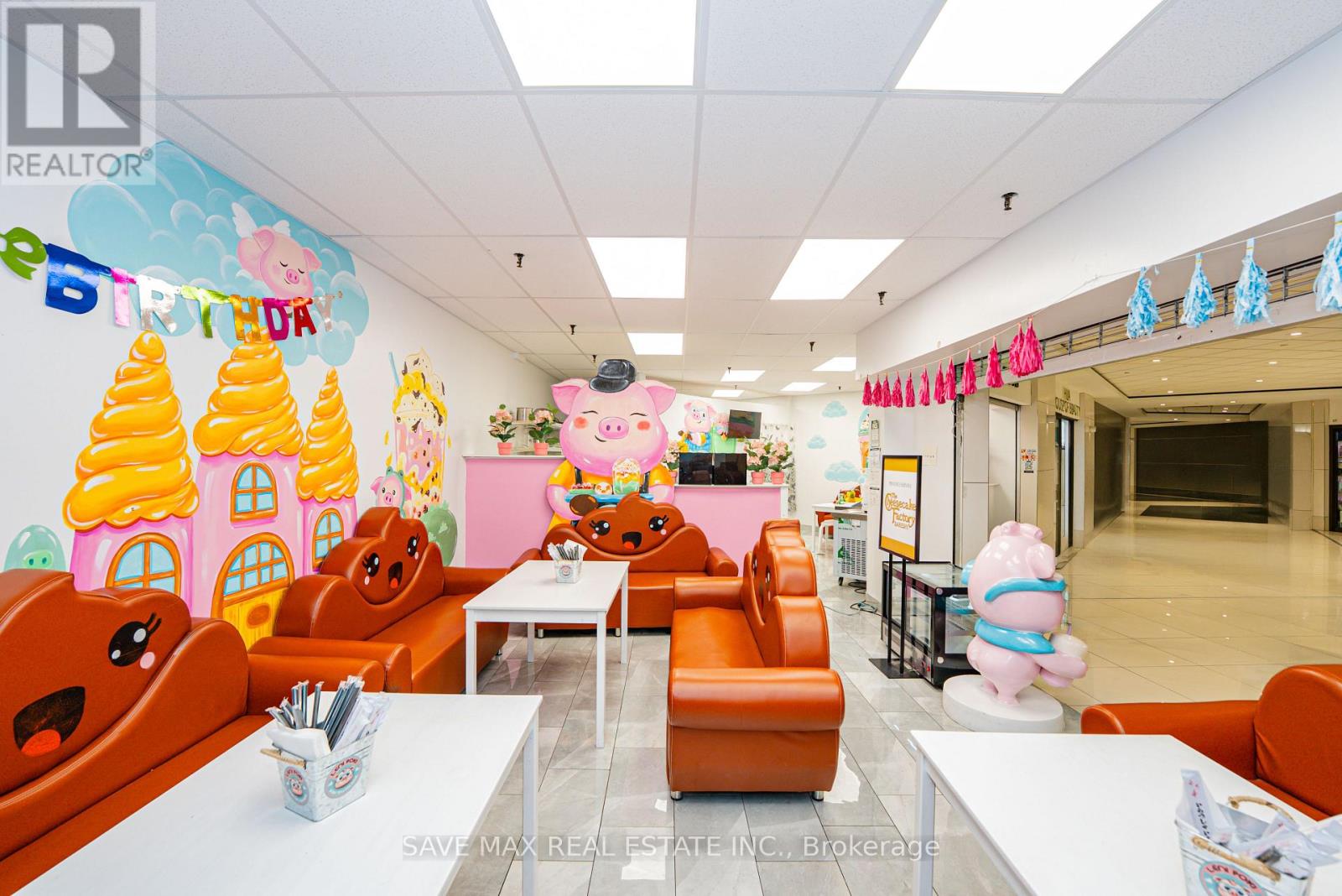 G15 - 2340 Dundas Street W Property Photo 11