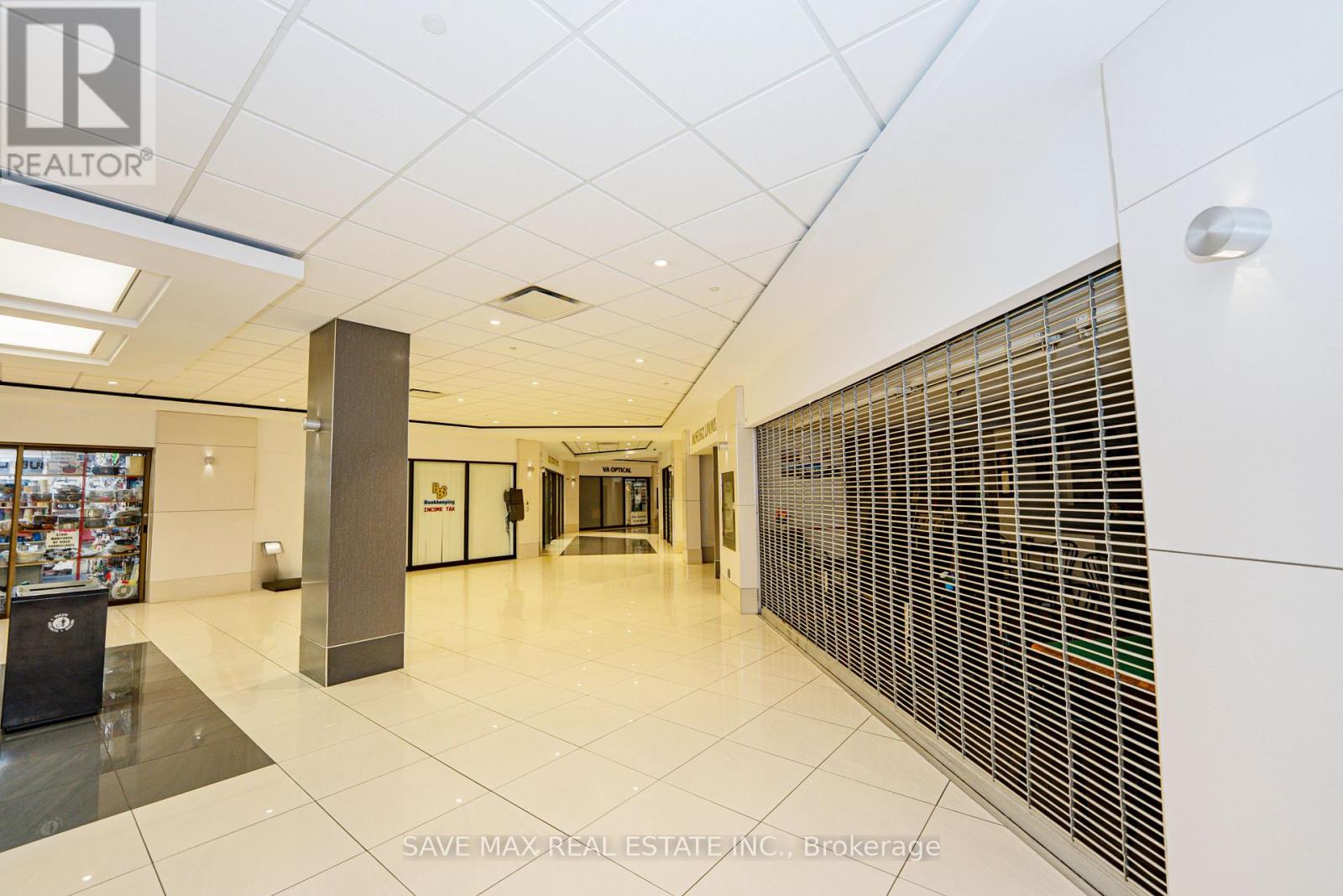 G15 - 2340 Dundas Street W Property Photo 21
