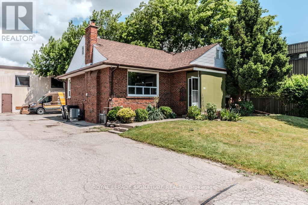 98 Advance Rd Property Photo 14