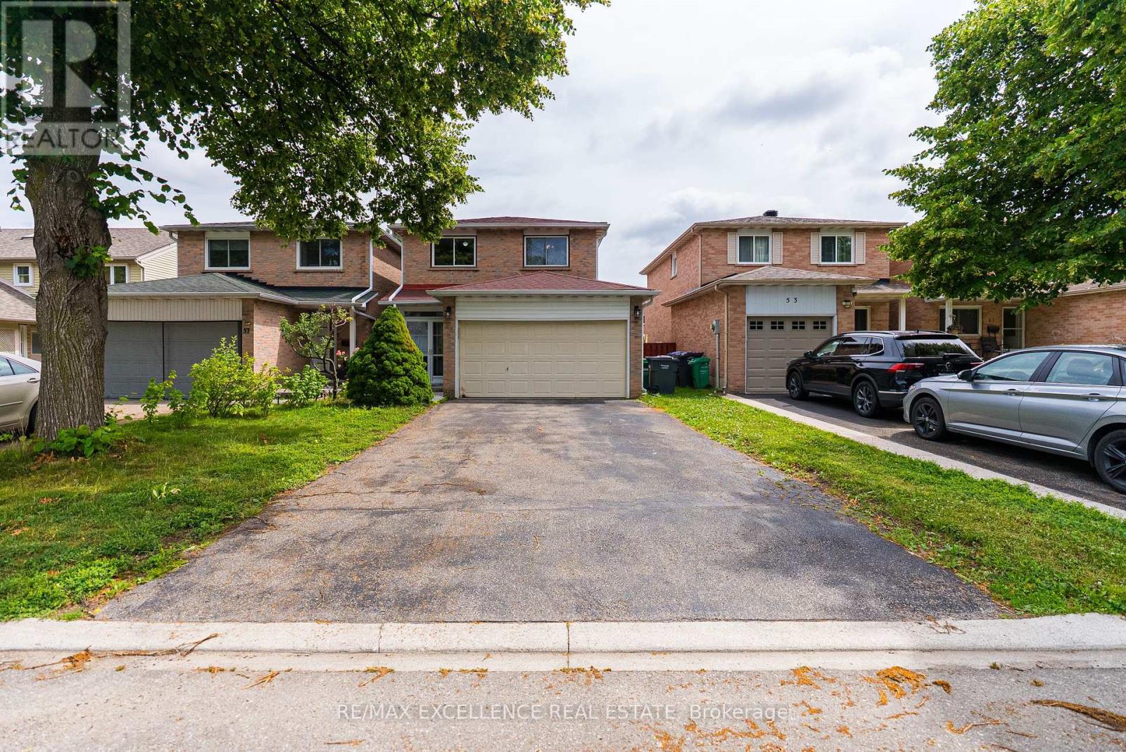 55 Rushmore Crescent Property Photo 1