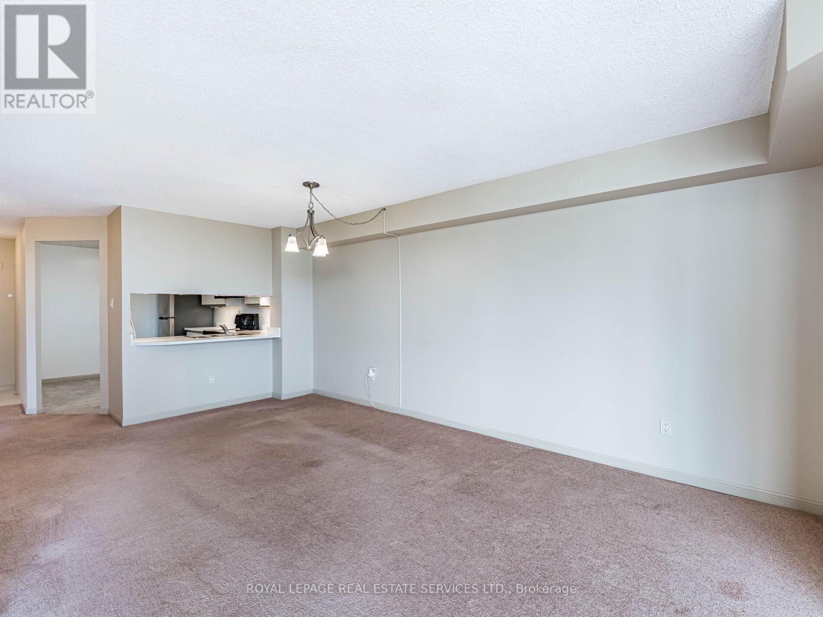 908 - 12 Laurelcrest Street Property Photo 12