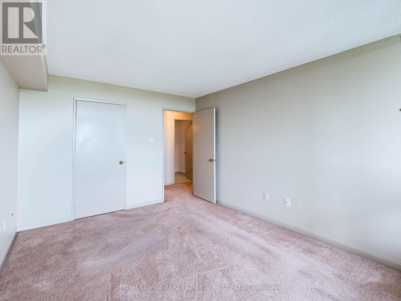 908 - 12 Laurelcrest Street Property Photo 17