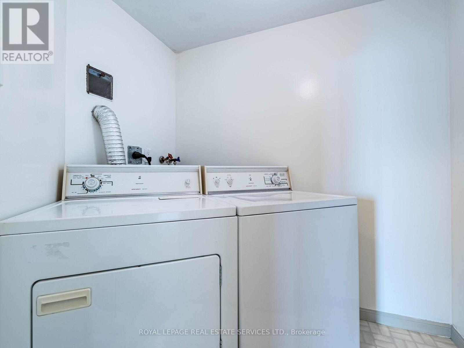 908 - 12 Laurelcrest Street Property Photo 26