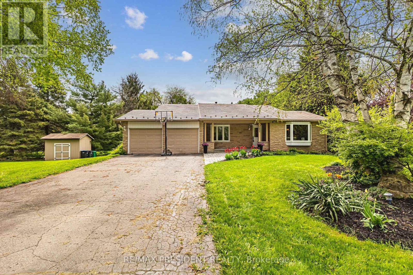 1684 Vaughan Drive Property Photo 1