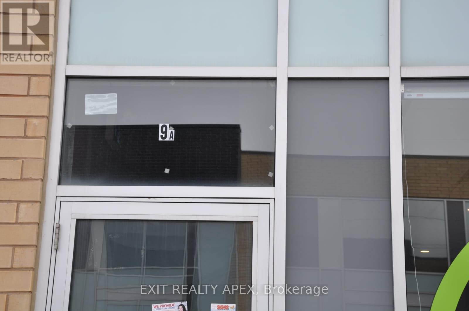 9a - 1185 Queensway E Property Photo