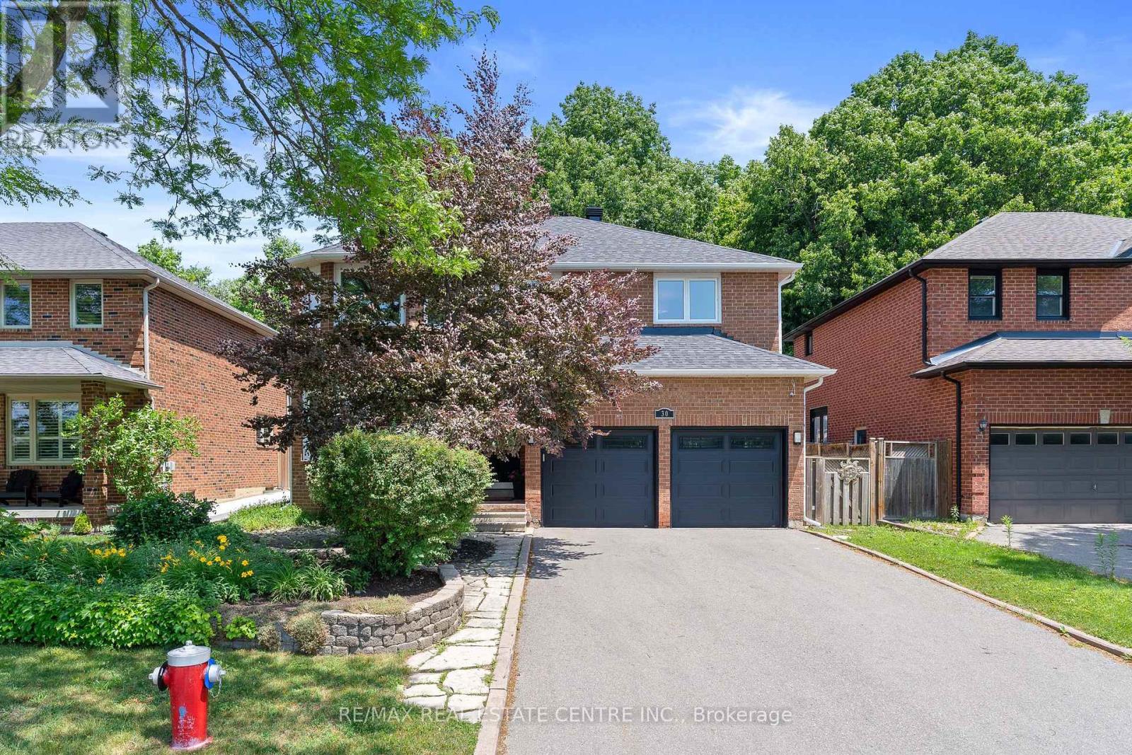 30 Regentview Drive Property Photo 1
