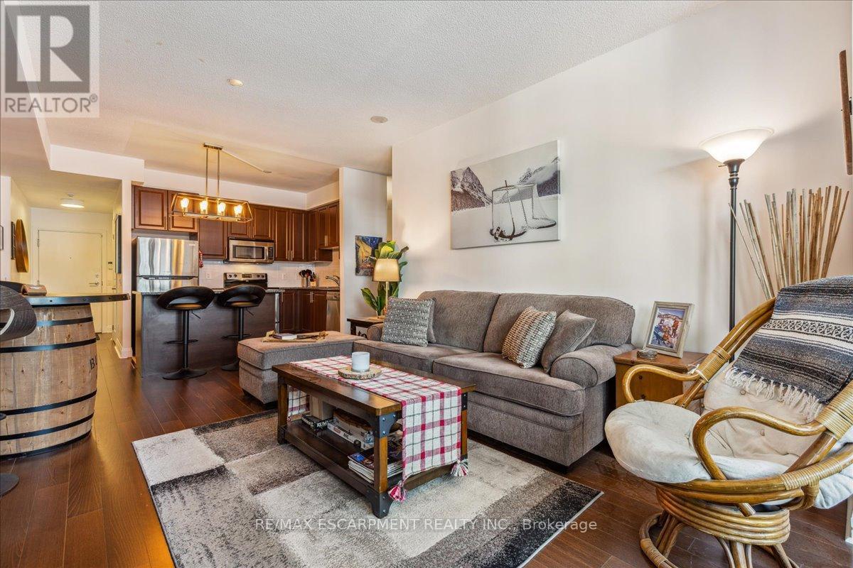 1 Hurontario Street #316 Property Photo 14