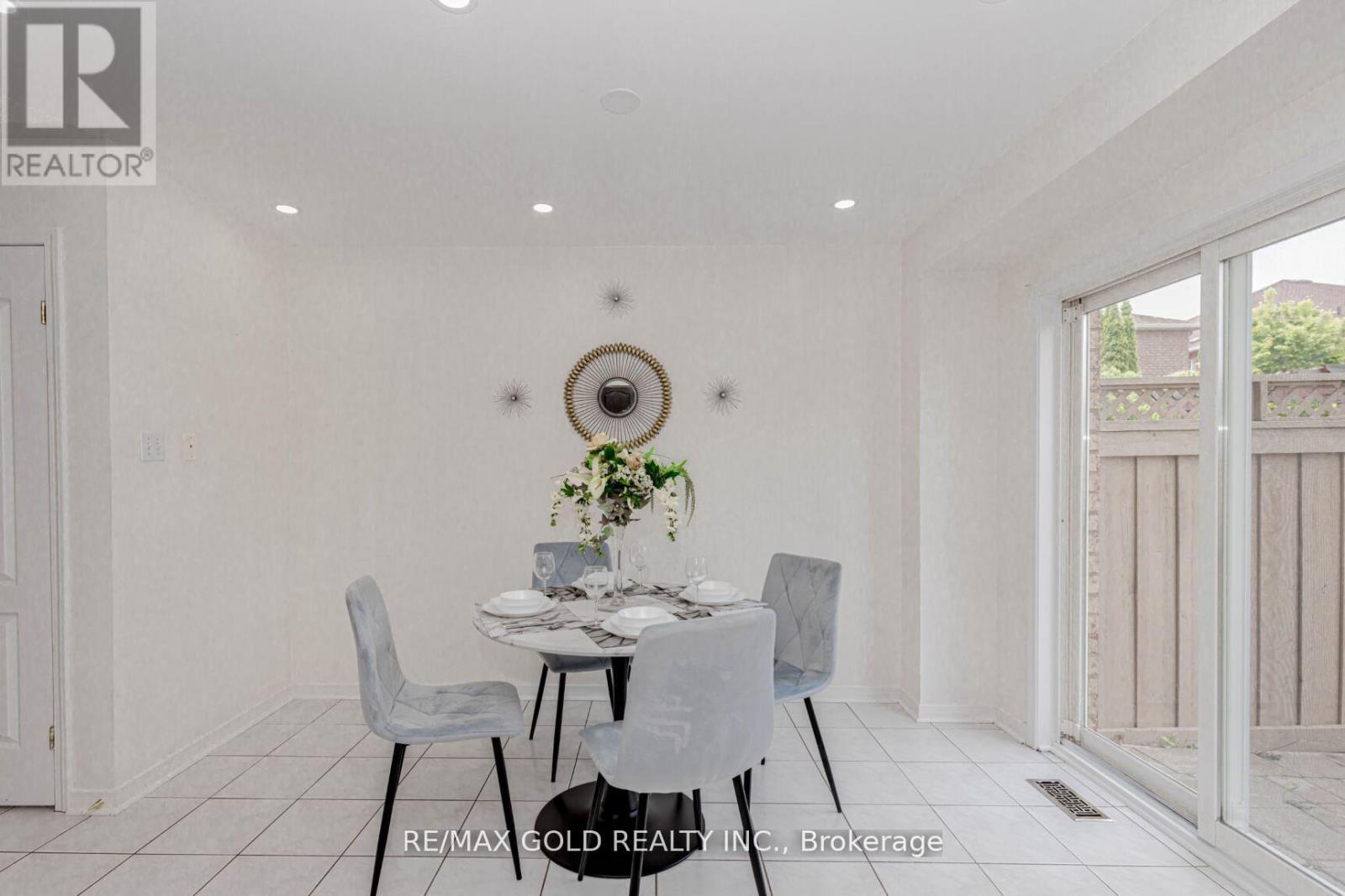 37 Native Landing Property Photo 9