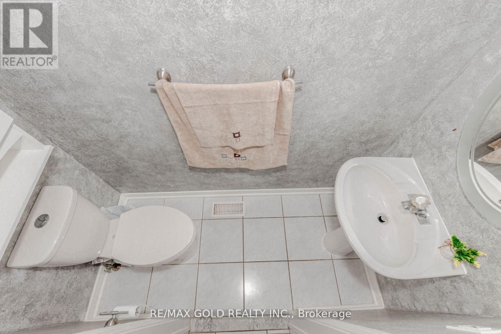 37 Native Landing Property Photo 12