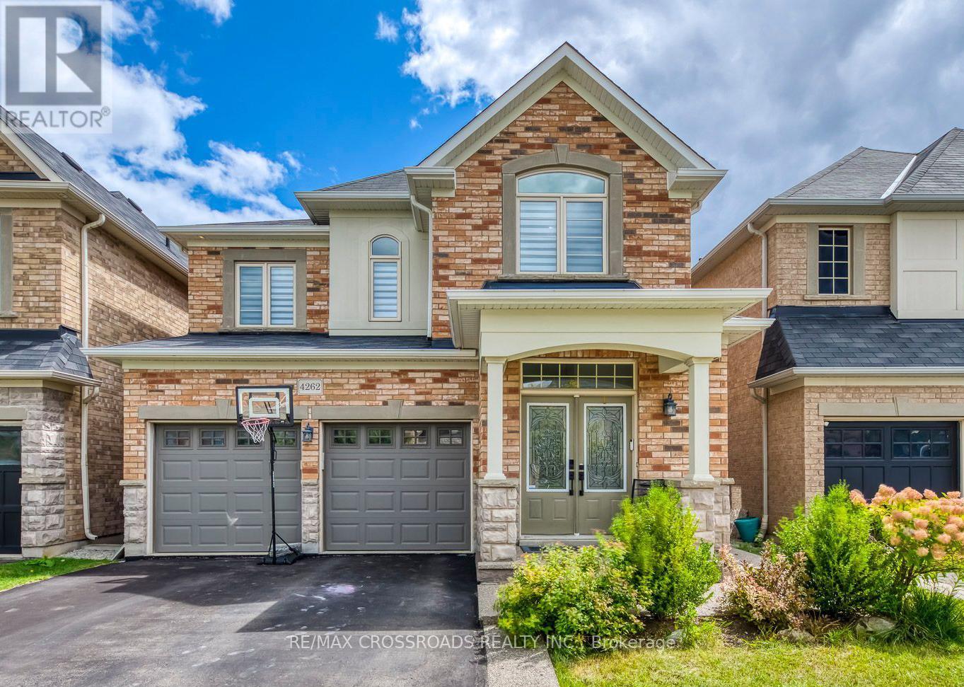 4262 Vivaldi Road Property Photo 1