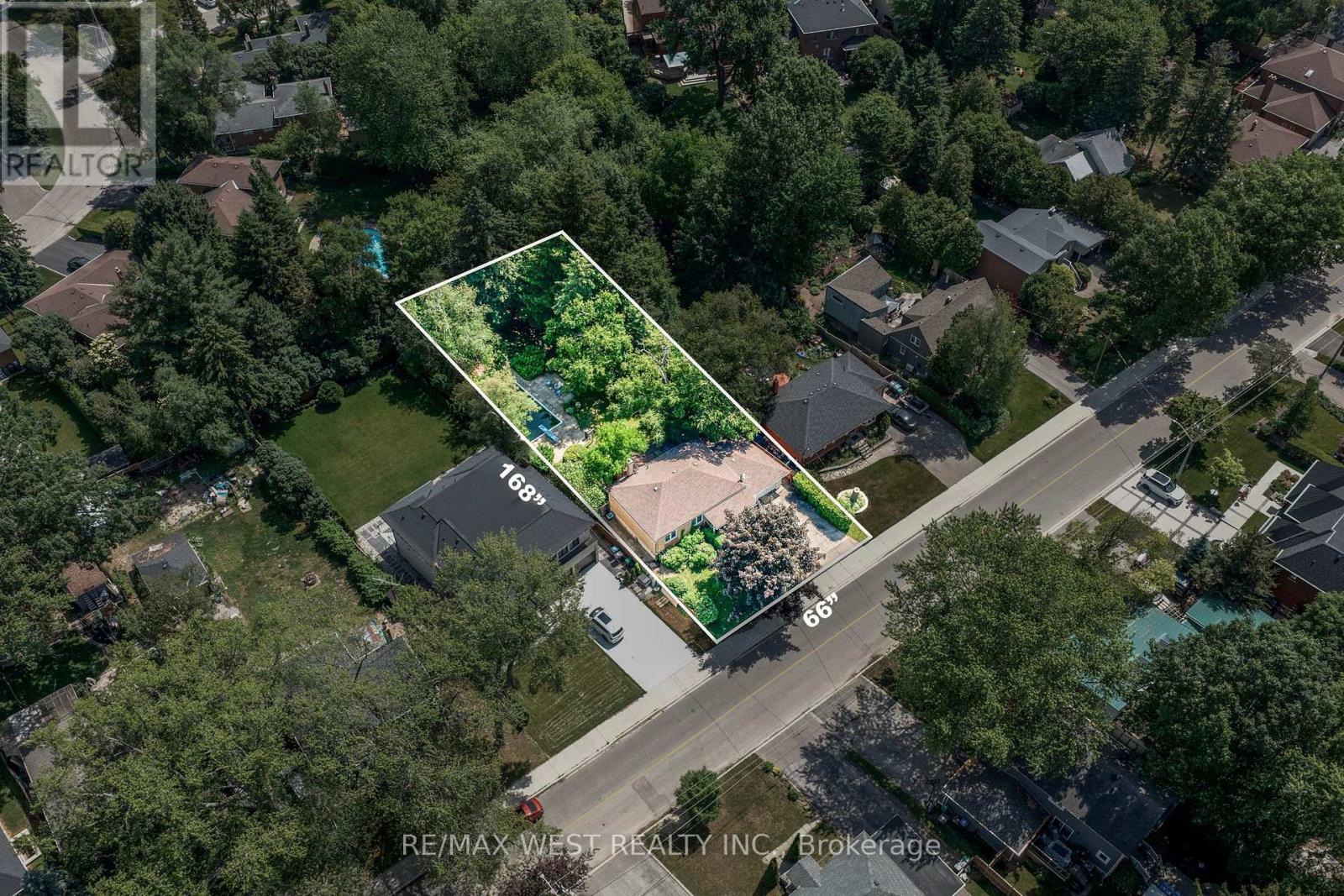 1569 KENMUIR AVENUE Property Photo 1