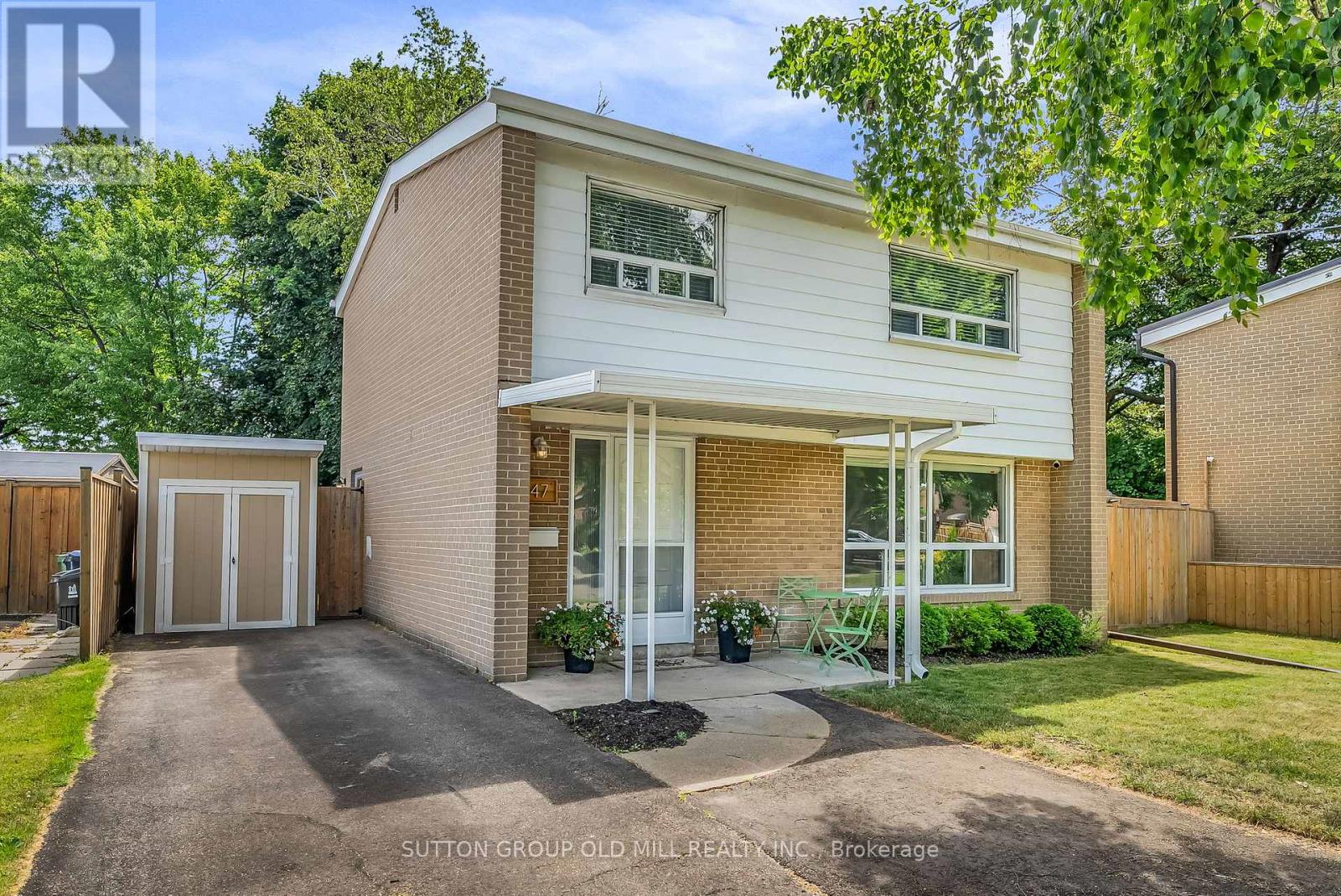 47 ASHFIELD DRIVE Property Photo 1