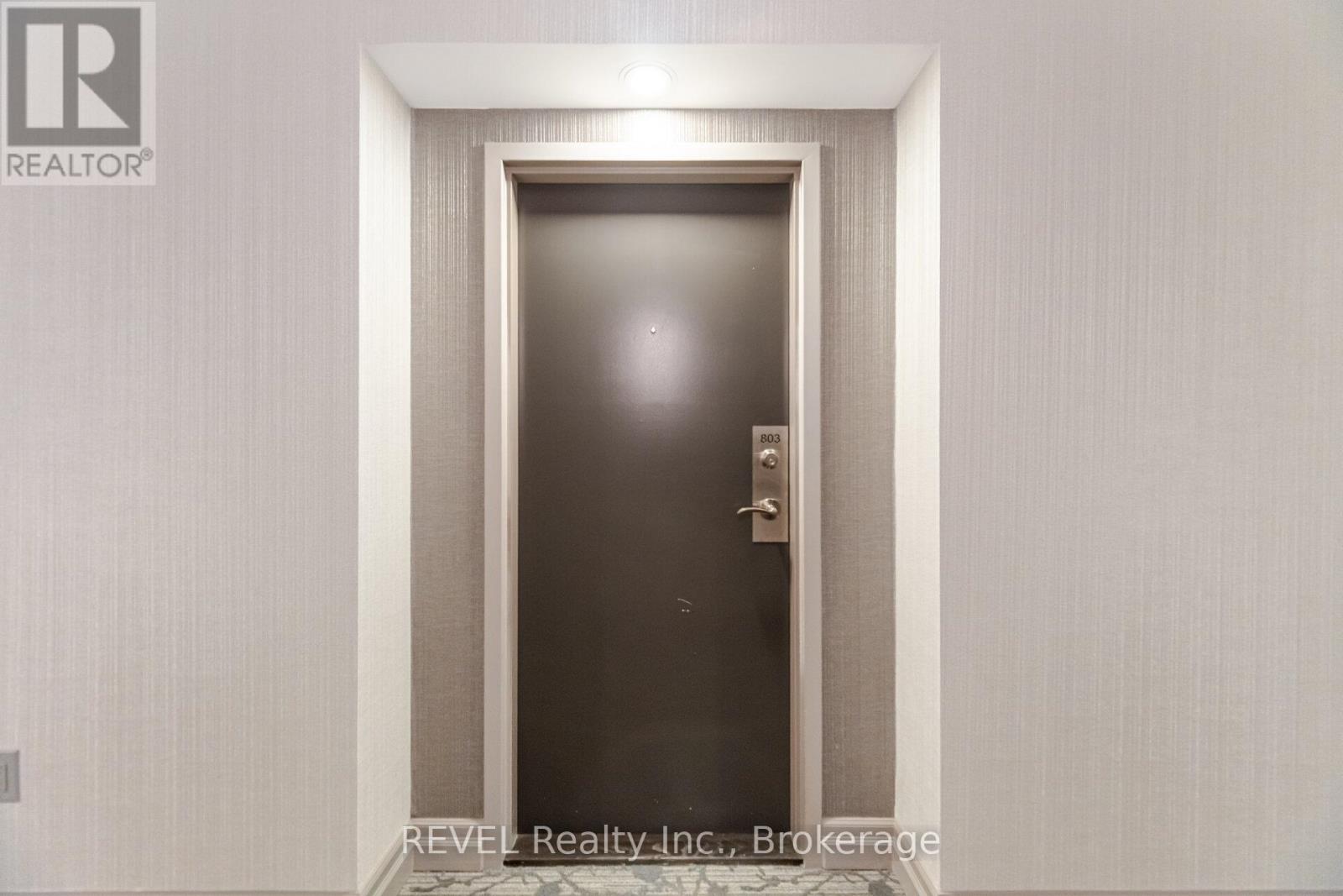 803 - 12 Laurelcrest Street Property Photo 6