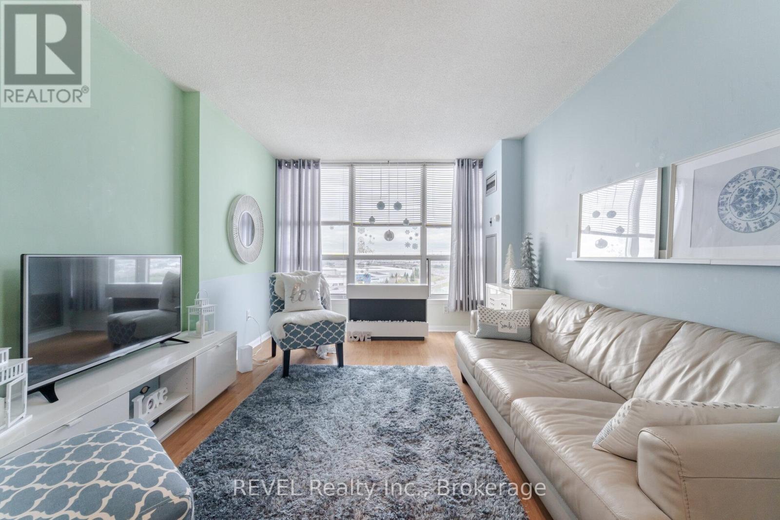 803 - 12 Laurelcrest Street Property Photo 10