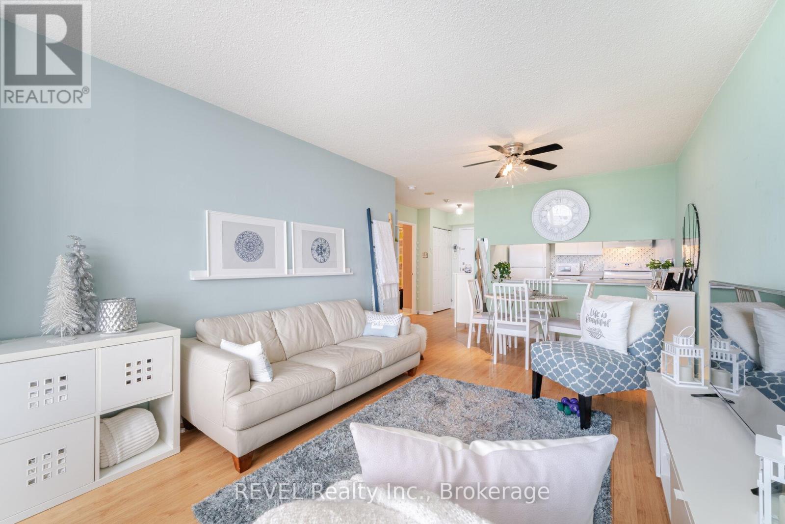 803 - 12 Laurelcrest Street Property Photo 13
