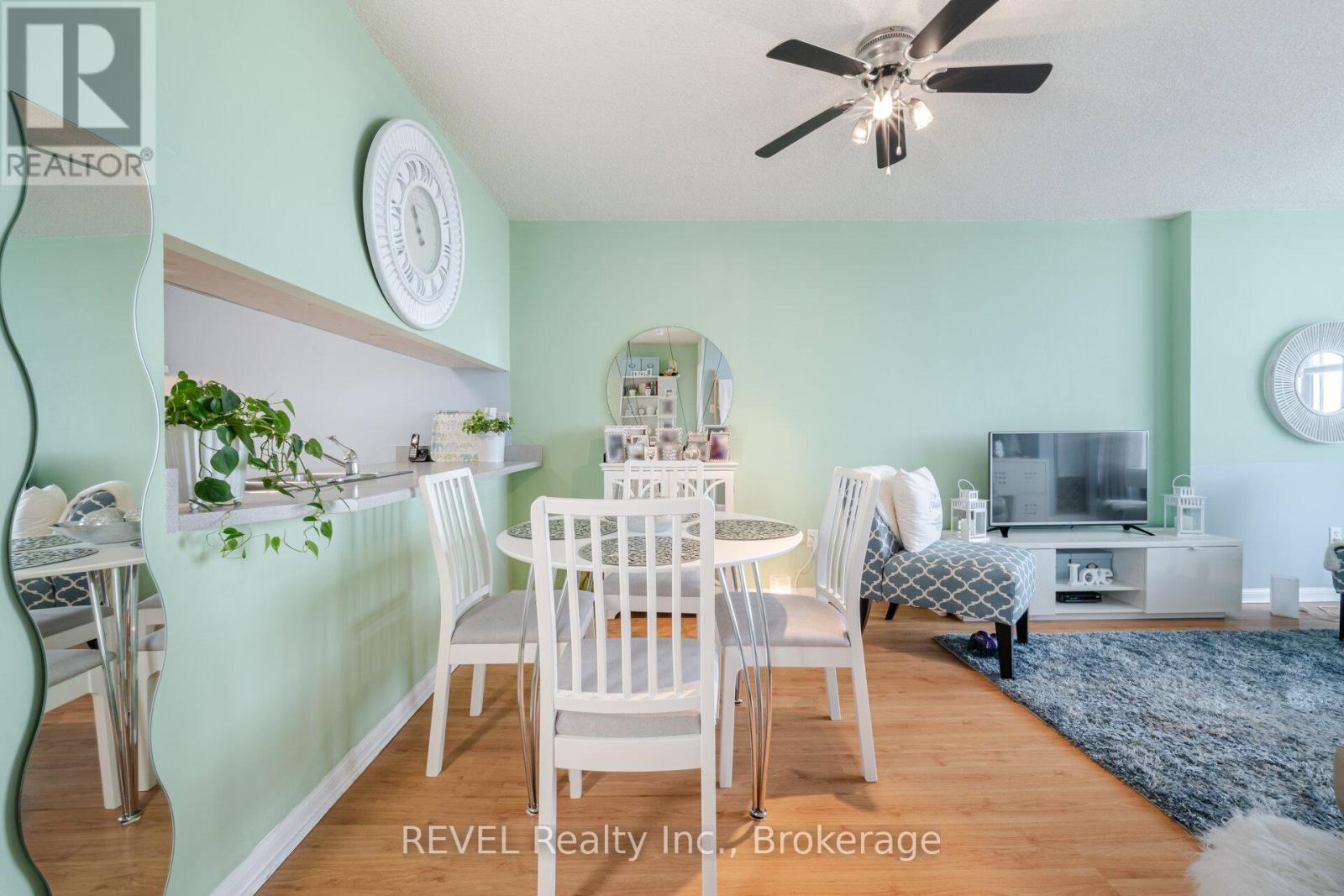 803 - 12 Laurelcrest Street Property Photo 15