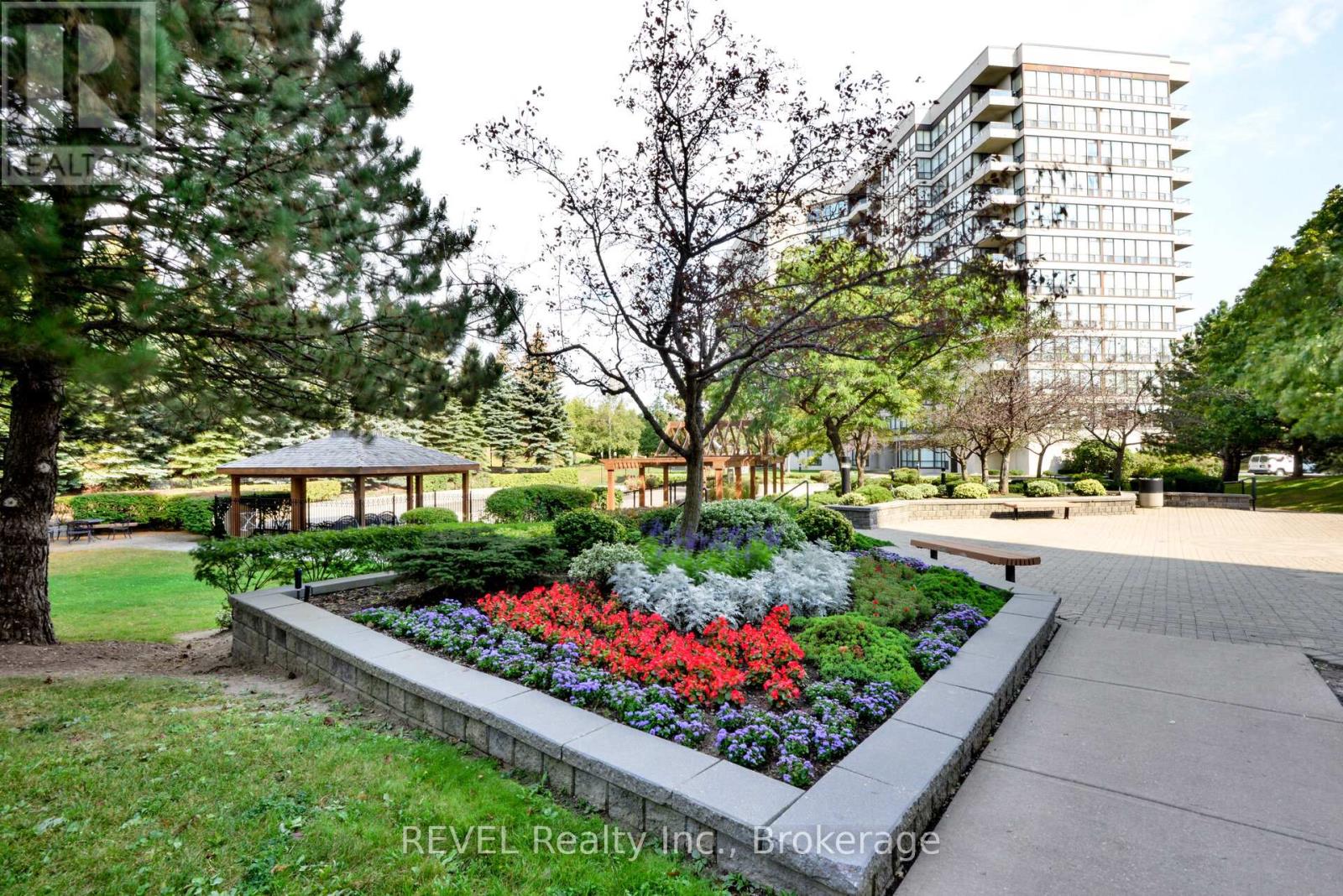 803 - 12 Laurelcrest Street Property Photo 26