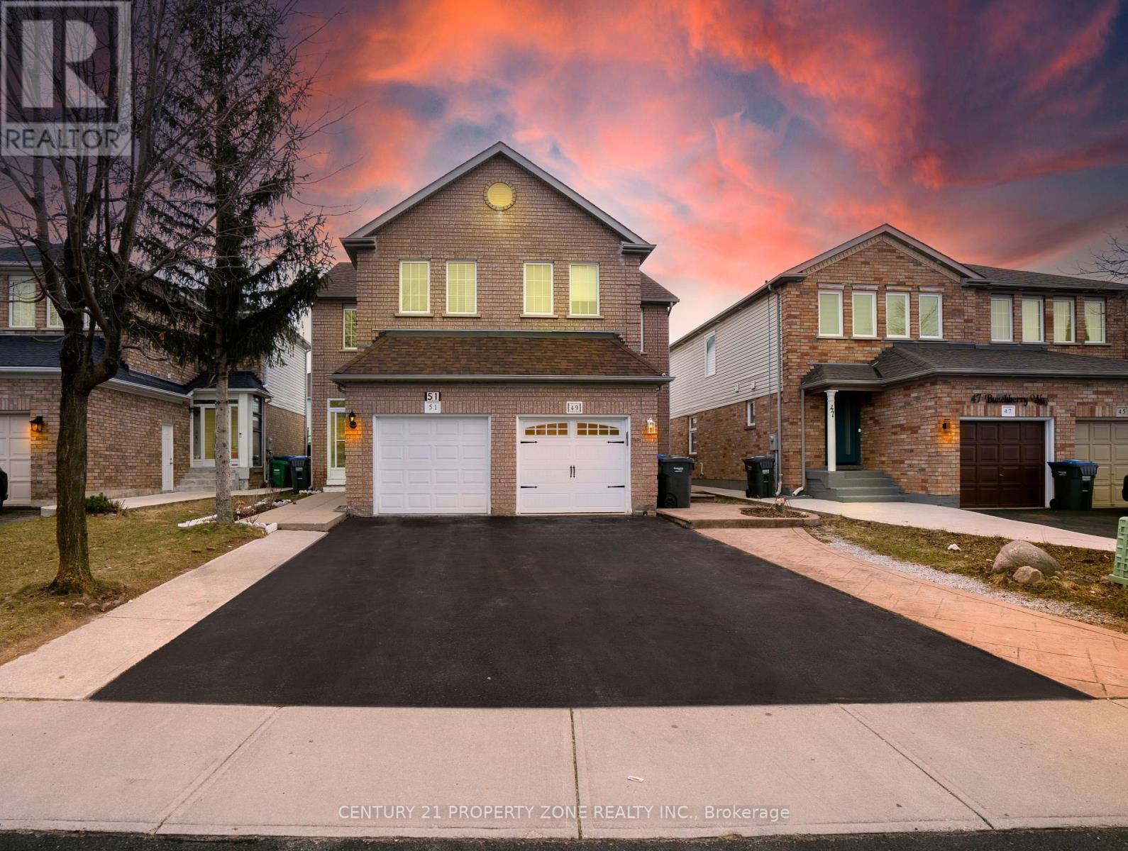51 BUNCHBERRY WAY Property Photo 1