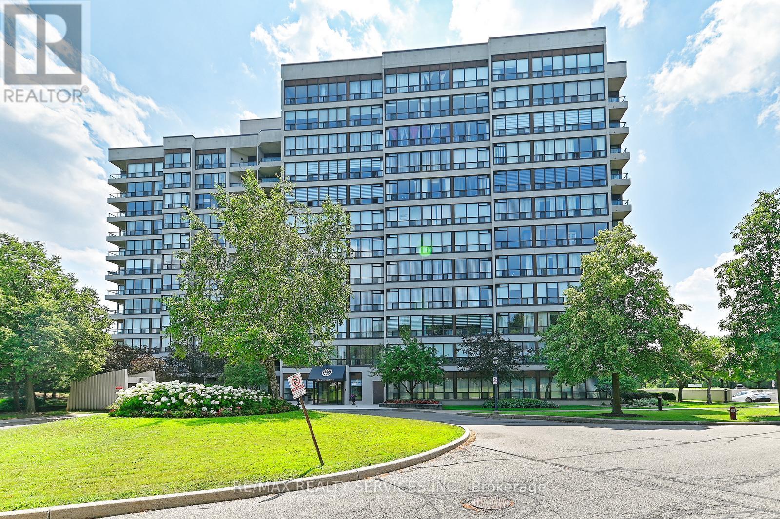 611 - 12 Laurelcrest Street Property Photo 1