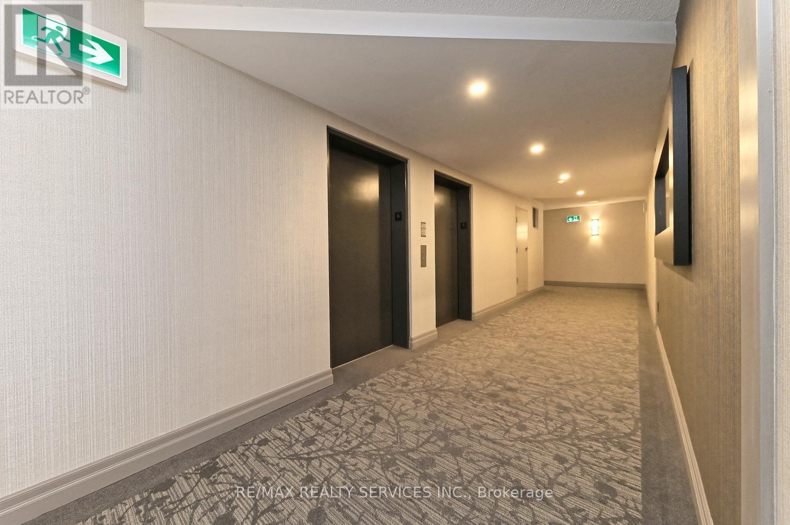 611 - 12 Laurelcrest Street Property Photo 5