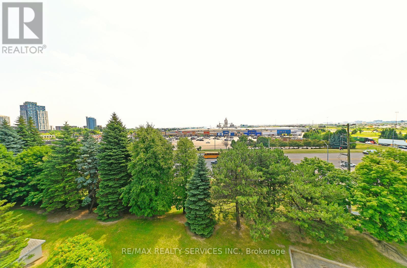 611 - 12 Laurelcrest Street Property Photo 15