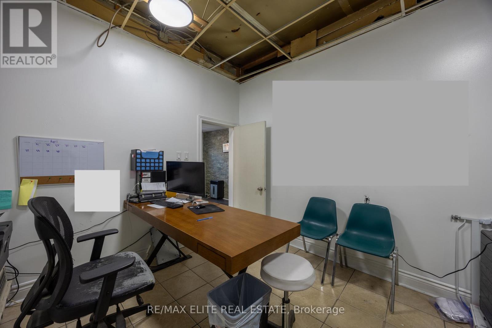20 Jenet Avenue Property Photo 11