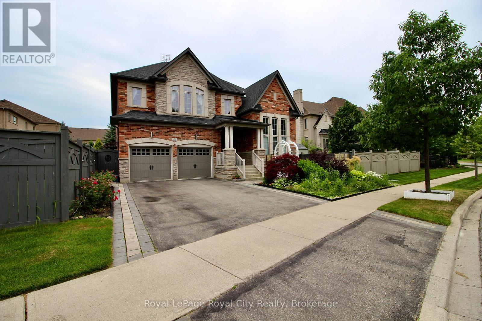 39 Dalmeny Drive Property Photo 1