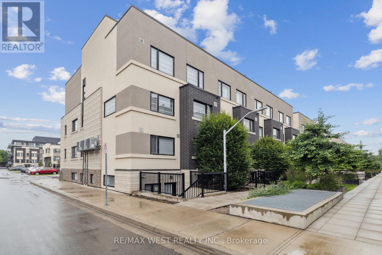 817 - 1133 COOKE BOULEVARD N Property Photo 1