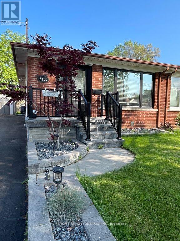 2403 Barclay Road Property Photo 1