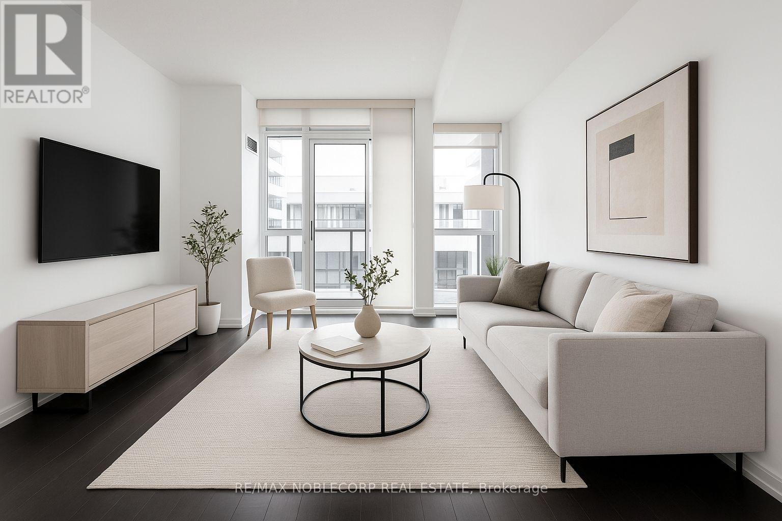 1185 The Queensway Property Photo 1