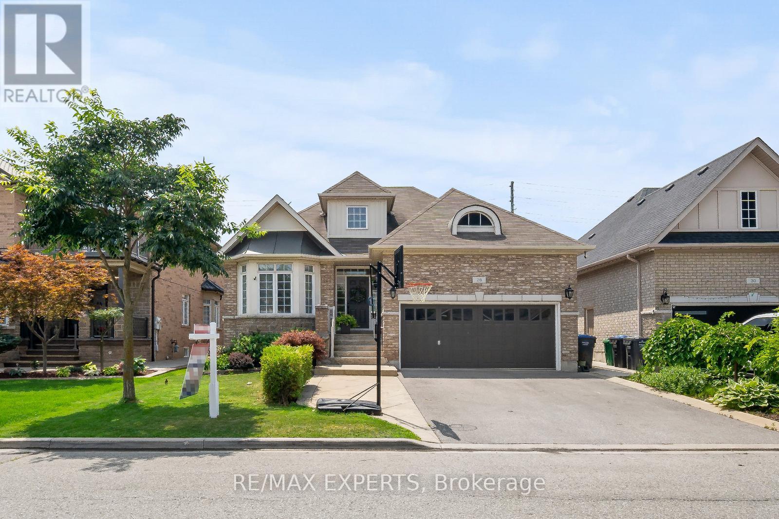 28 Dokkum Crescent Property Photo 1