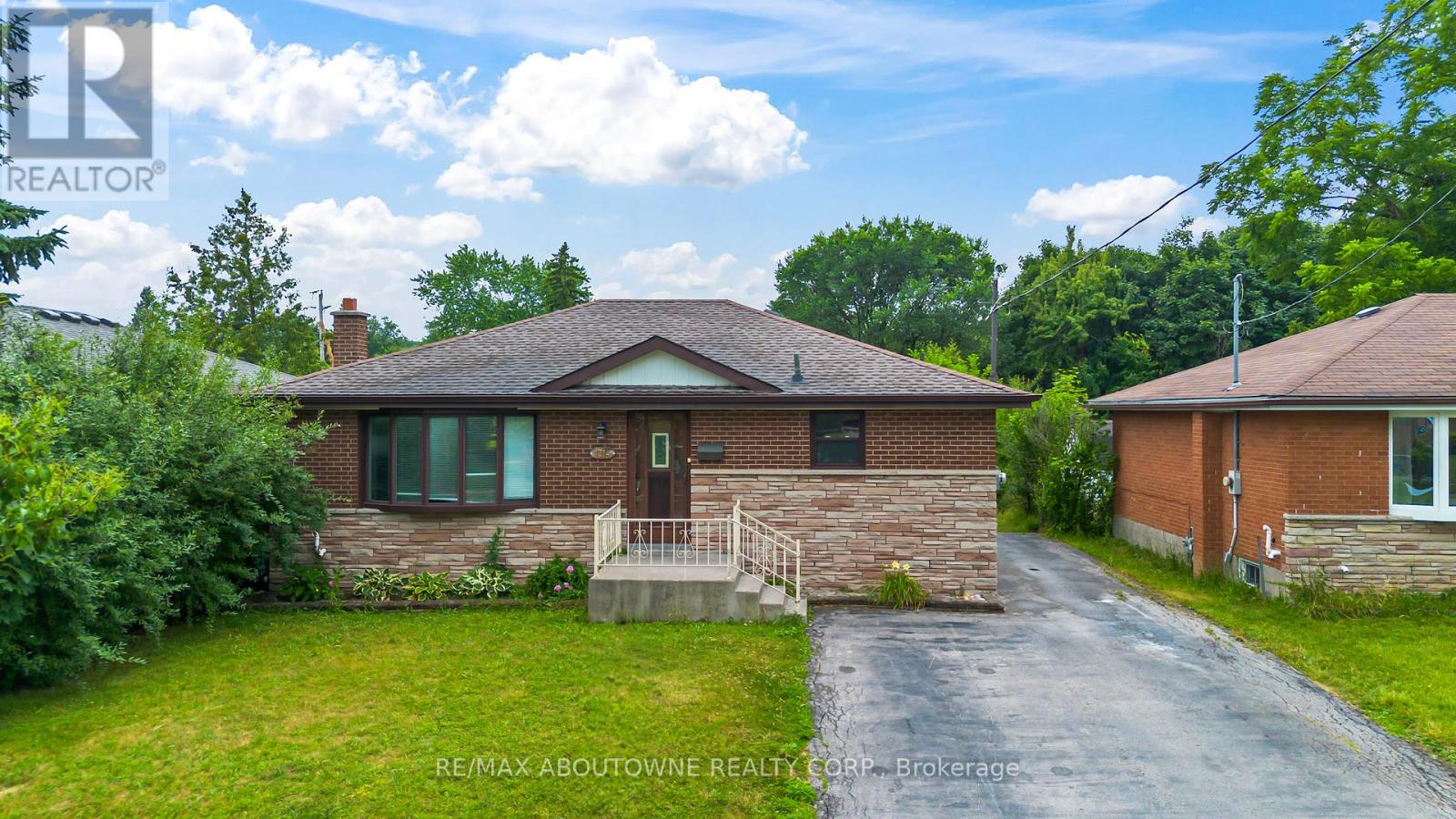 1314 Fisher Avenue E Property Photo 1