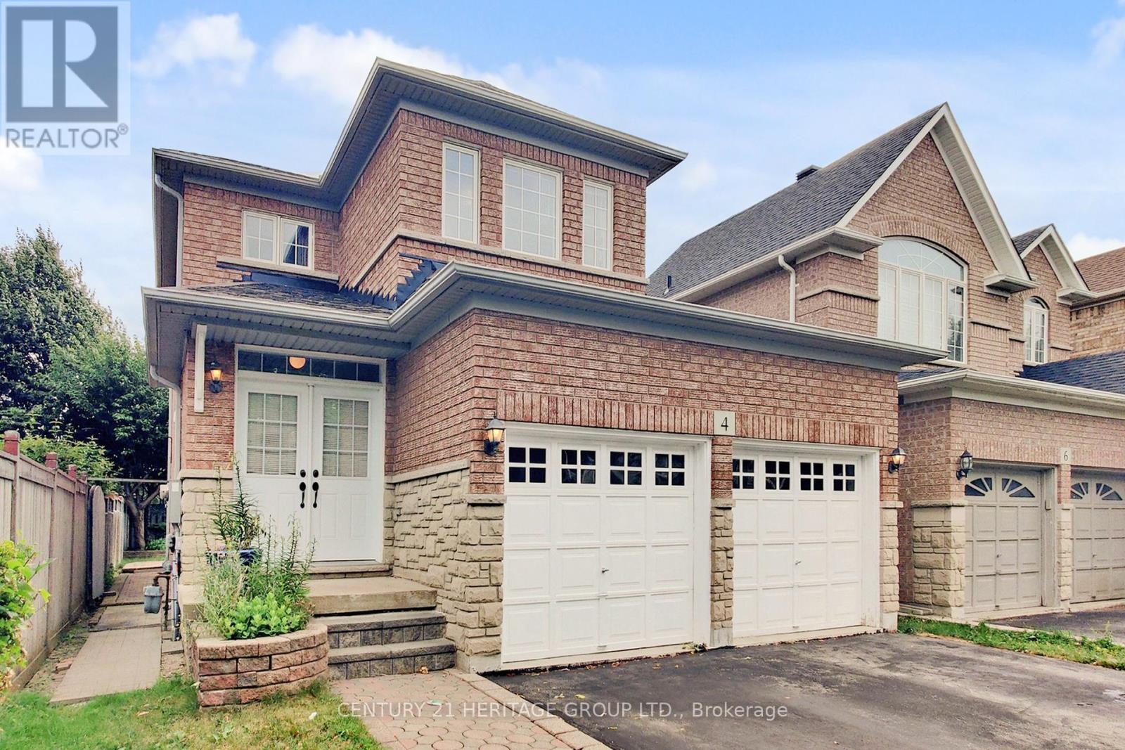 4 SUNNYVALE GATE
