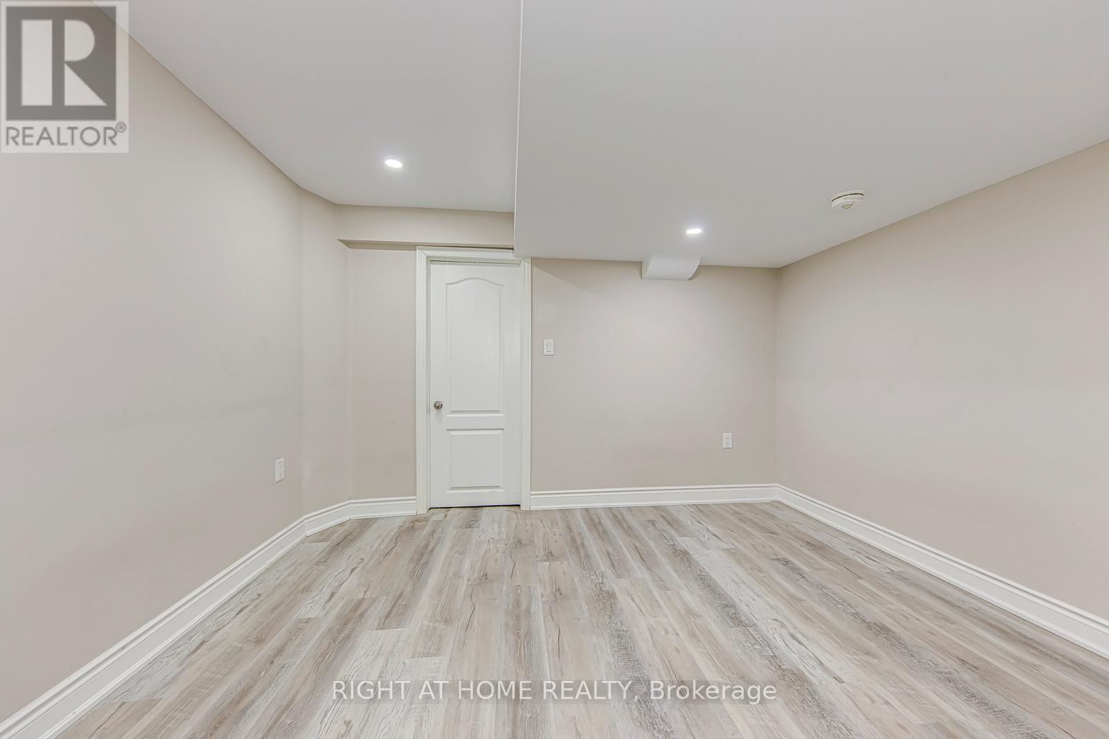 Bsmt - 99 Masters Green Crescent Property Photo 7