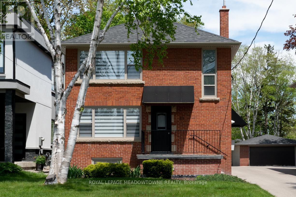 2 - 33 BROADVIEW AVENUE Property Photo 1