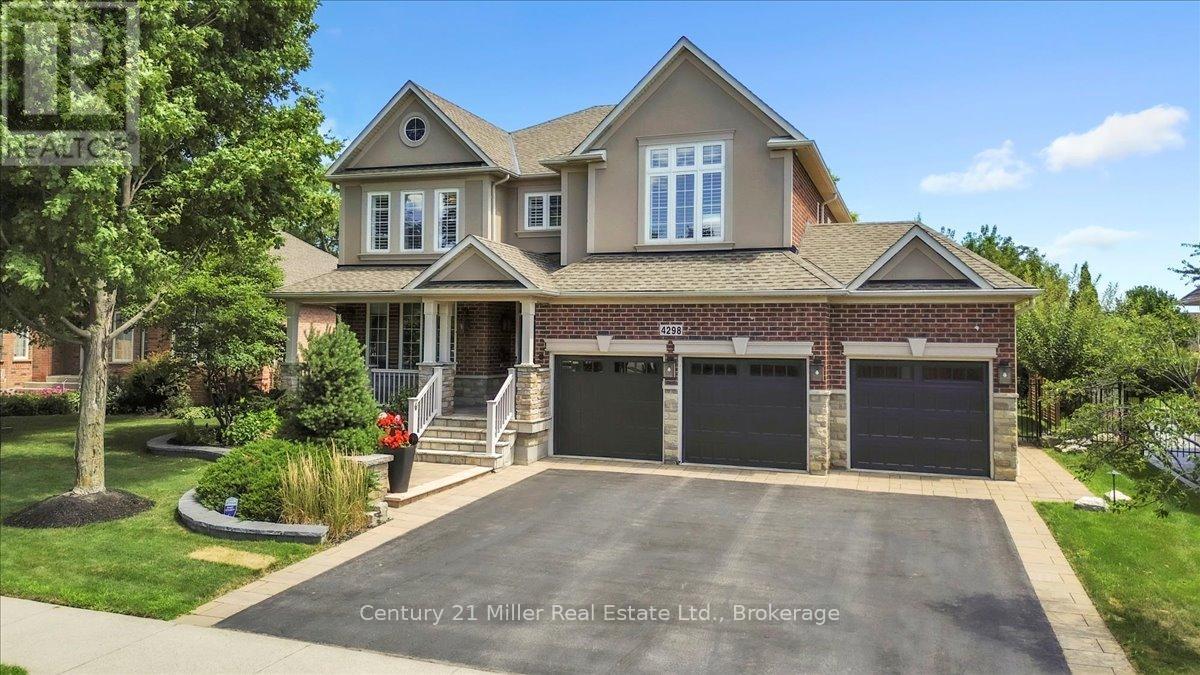4298 Clubview Drive Property Photo 1