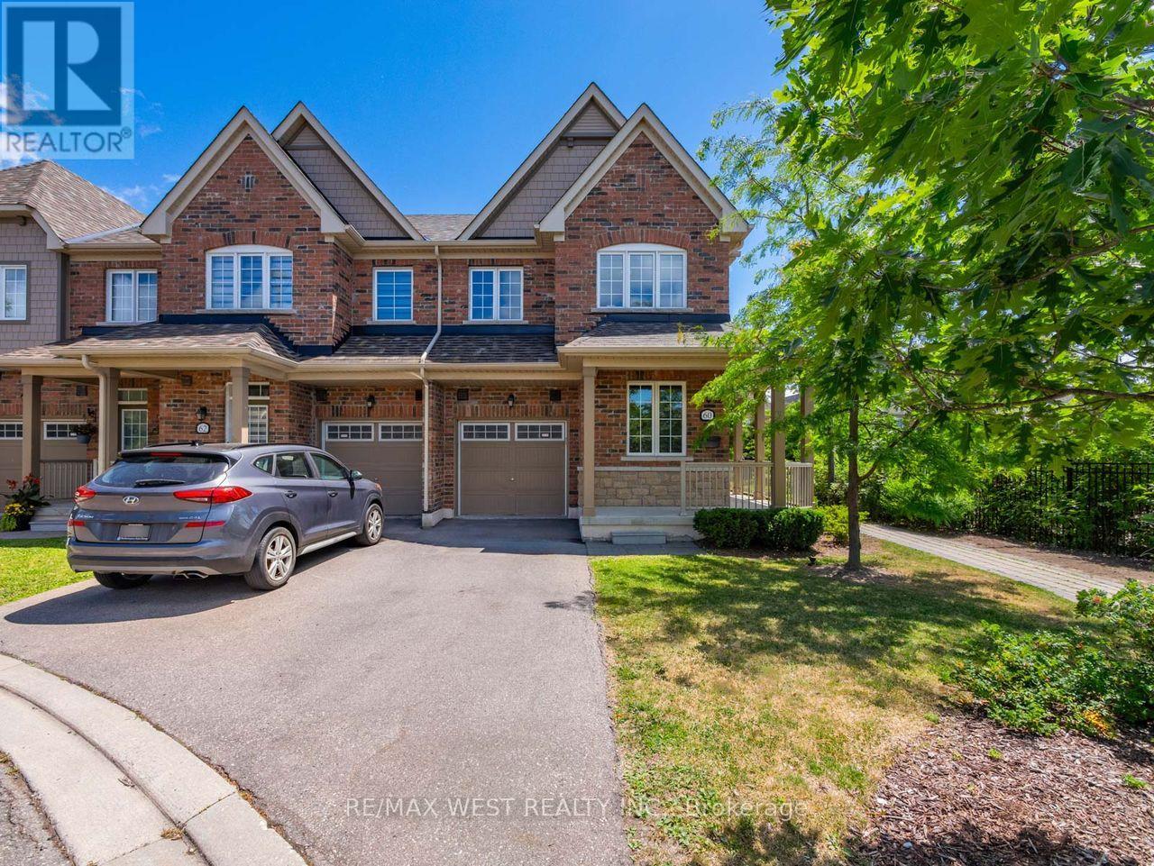 60 Utopia Way Property Photo 1