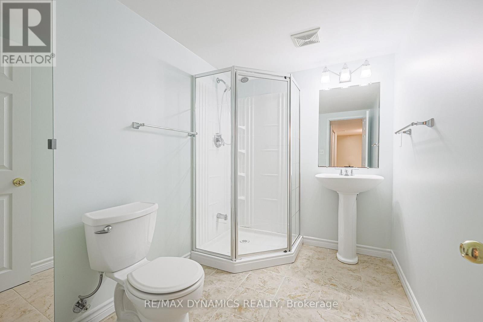 2381 Grand Oak Trail Property Photo 33