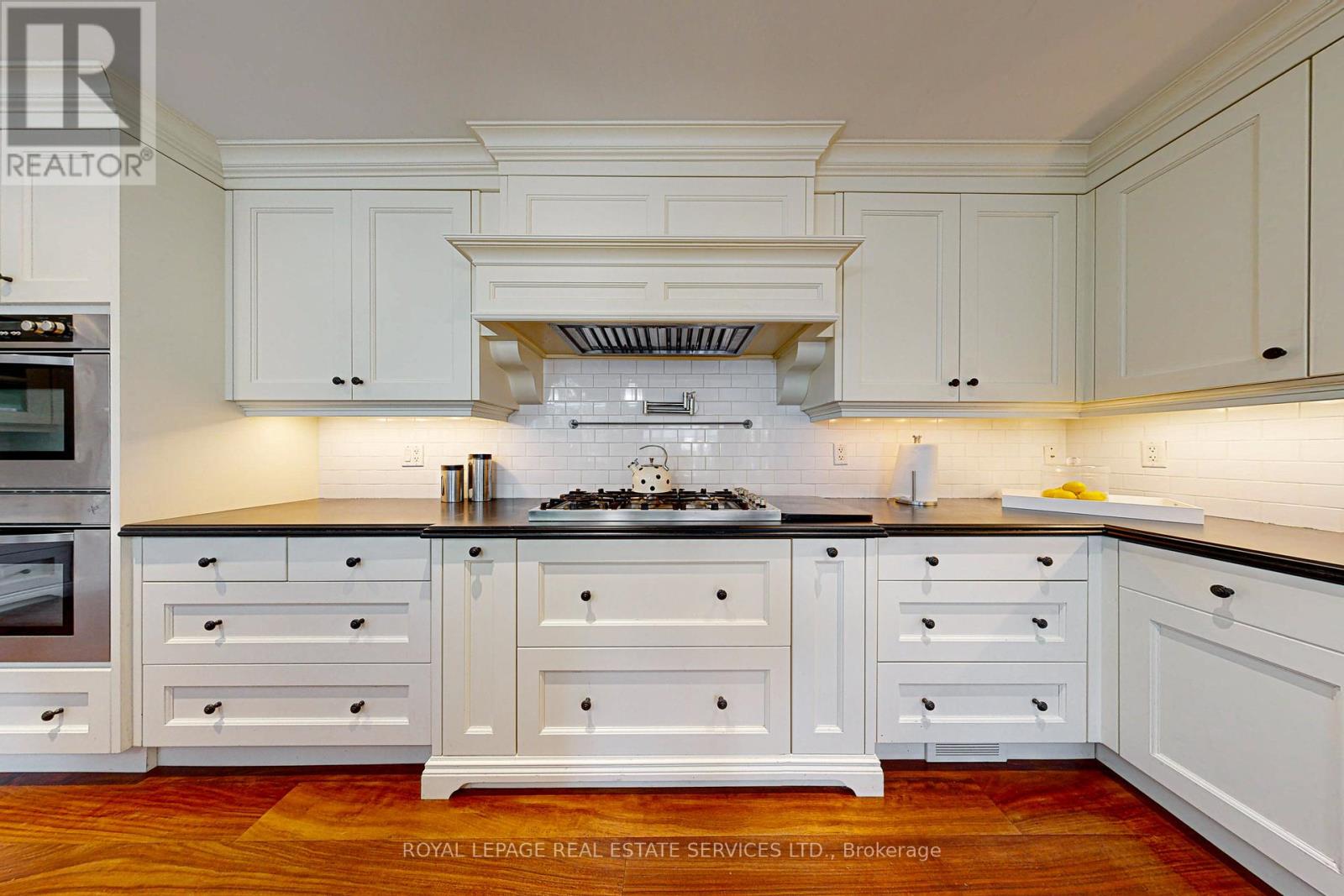 159 Viewbank Crescent Property Photo 12