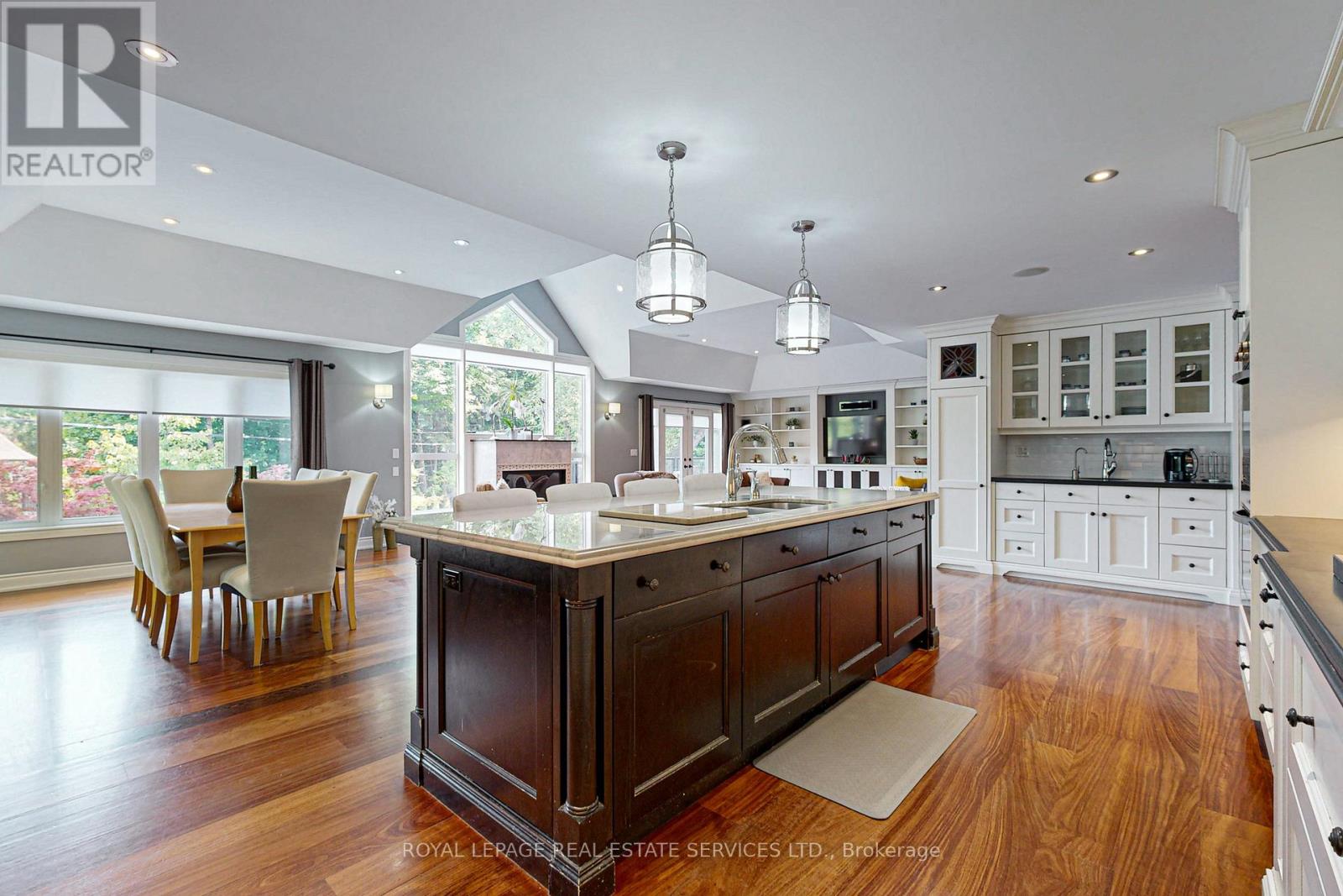 159 Viewbank Crescent Property Photo 14