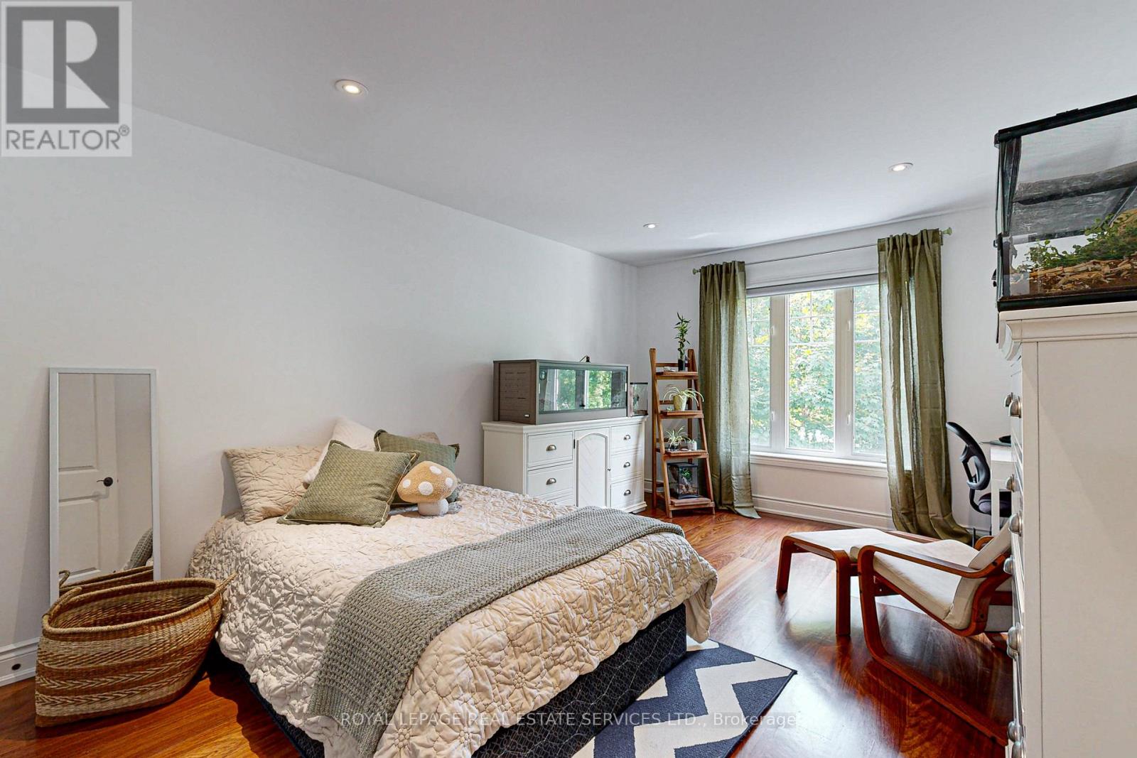 159 Viewbank Crescent Property Photo 26