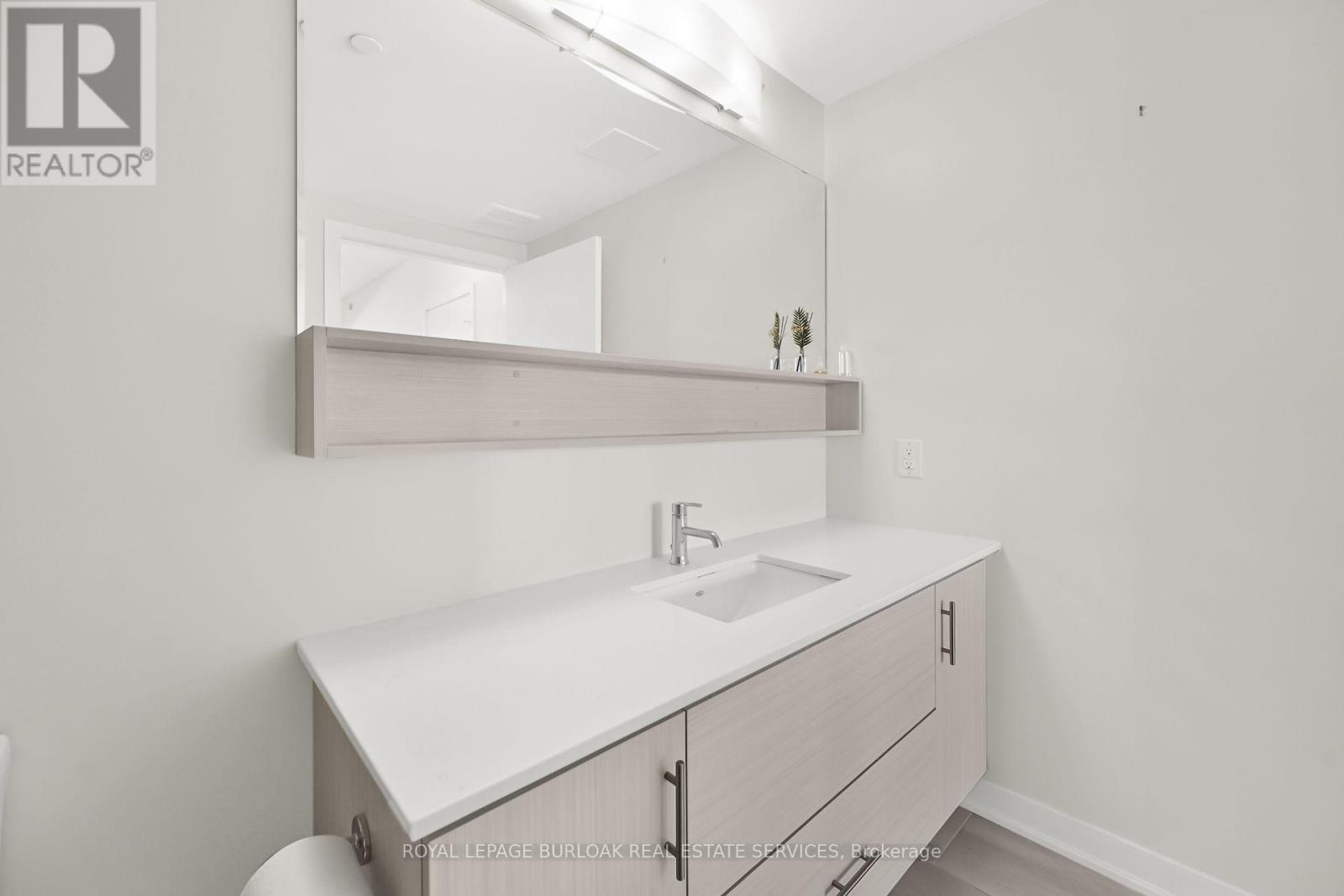 312 - 320 Plains Road E Property Photo 35