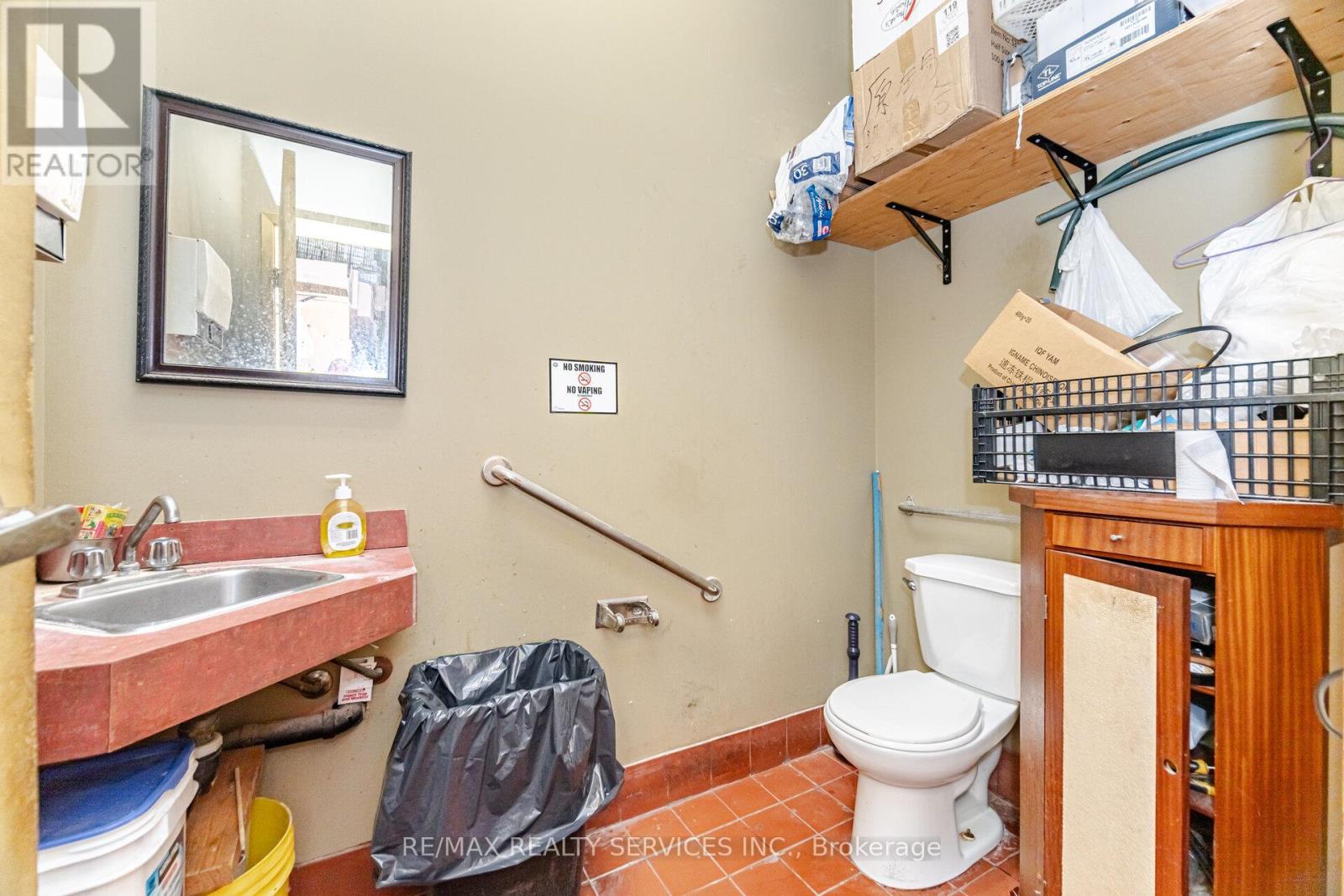 8a - 180 Sandalwood Parkway E Property Photo 20