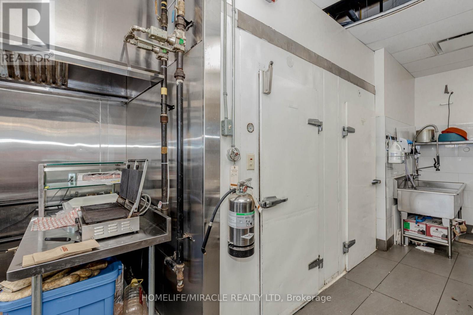 A101 - 6230 Finch Avenue W Property Photo 28