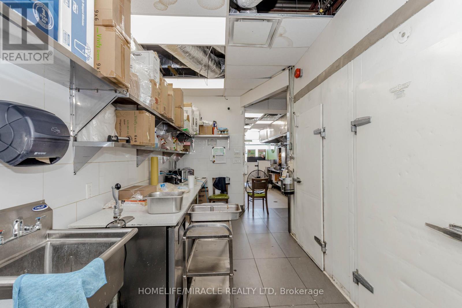 A101 - 6230 Finch Avenue W Property Photo 32