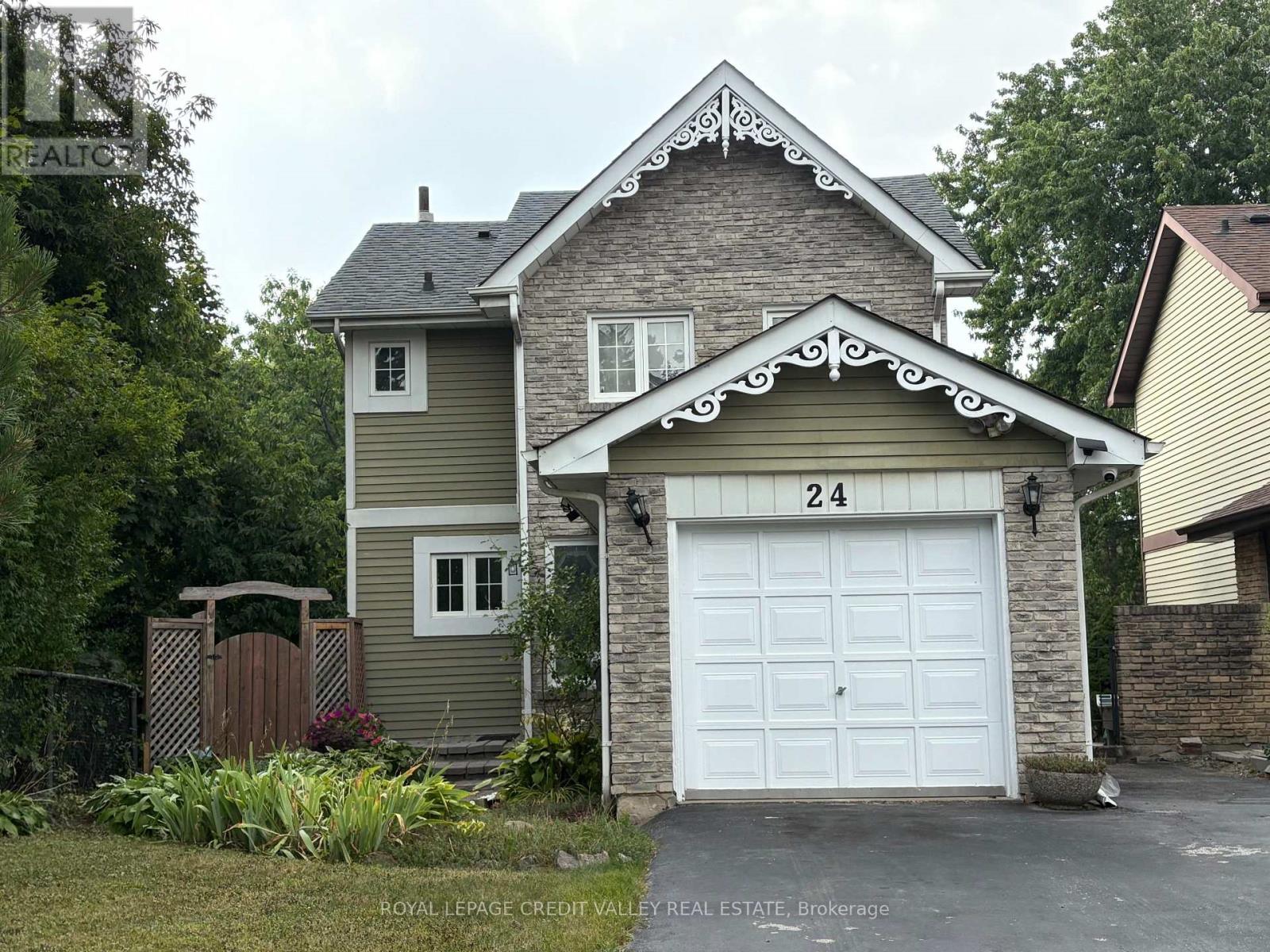 24 Sutter Avenue Property Photo 1