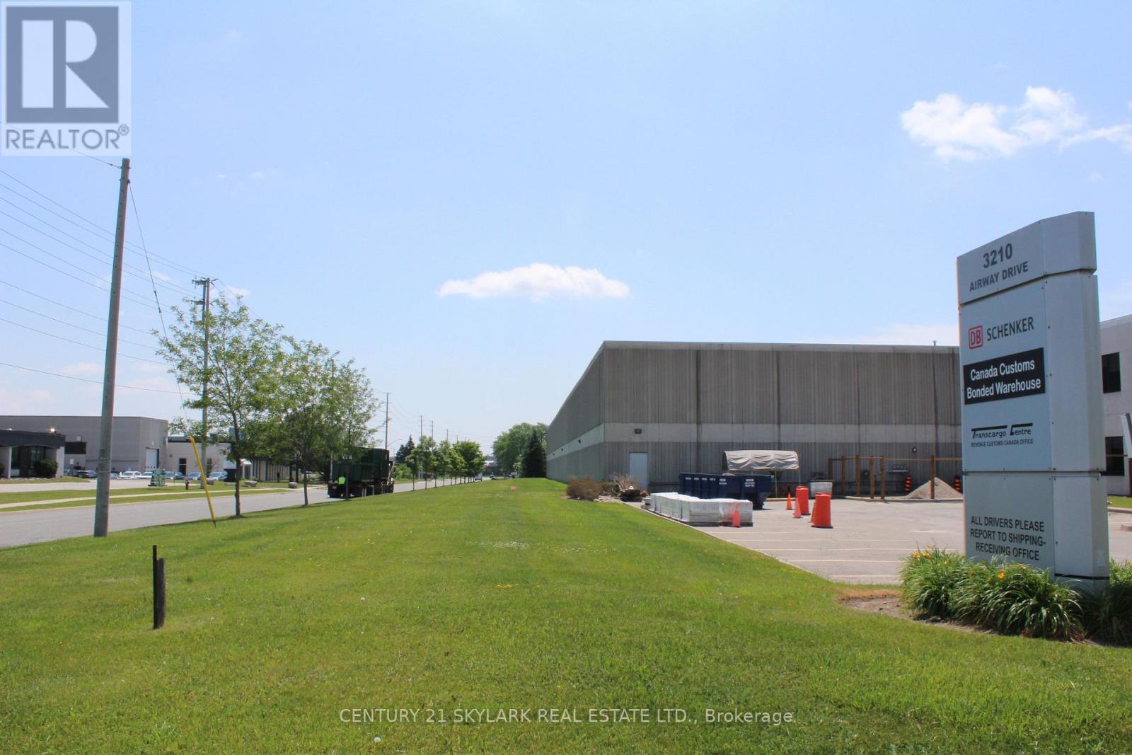 3210 Airway Drive Property Photo 2